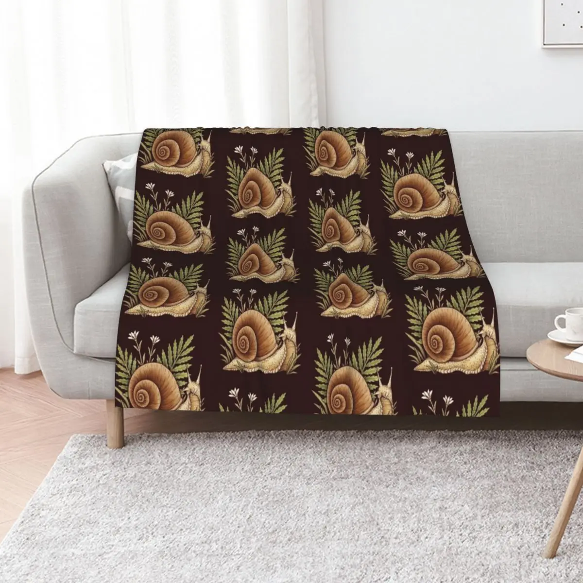 

Snail with plants Throw Blanket Luxury Brand Soft Beds Sofa Throw Fashion Sofas Blankets