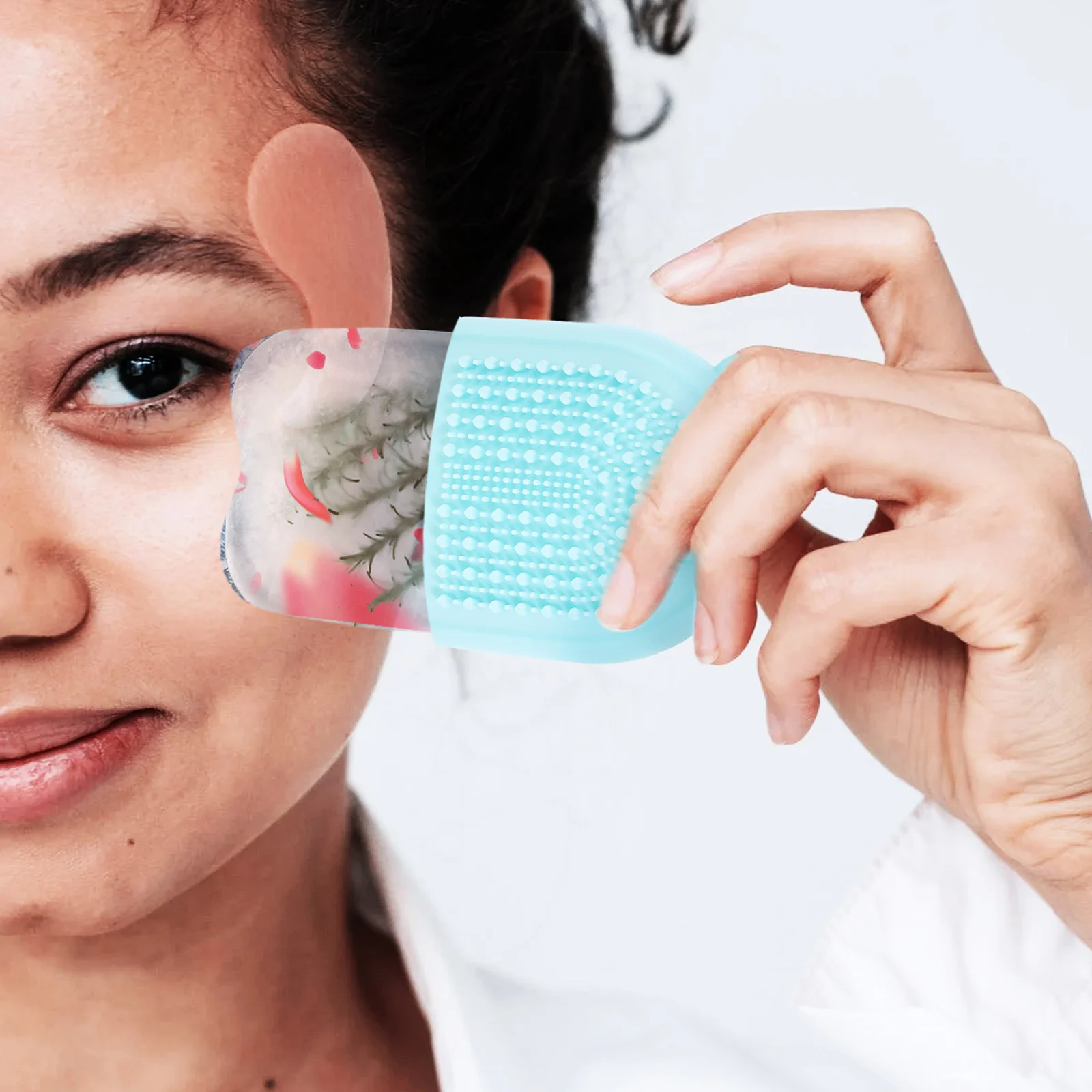 أداة تجميل الوجه من السيليكون، مادة ممتازة، تأثيرات تبريد، تخفيف الانتفاخ، العناية ببشرة الوجه