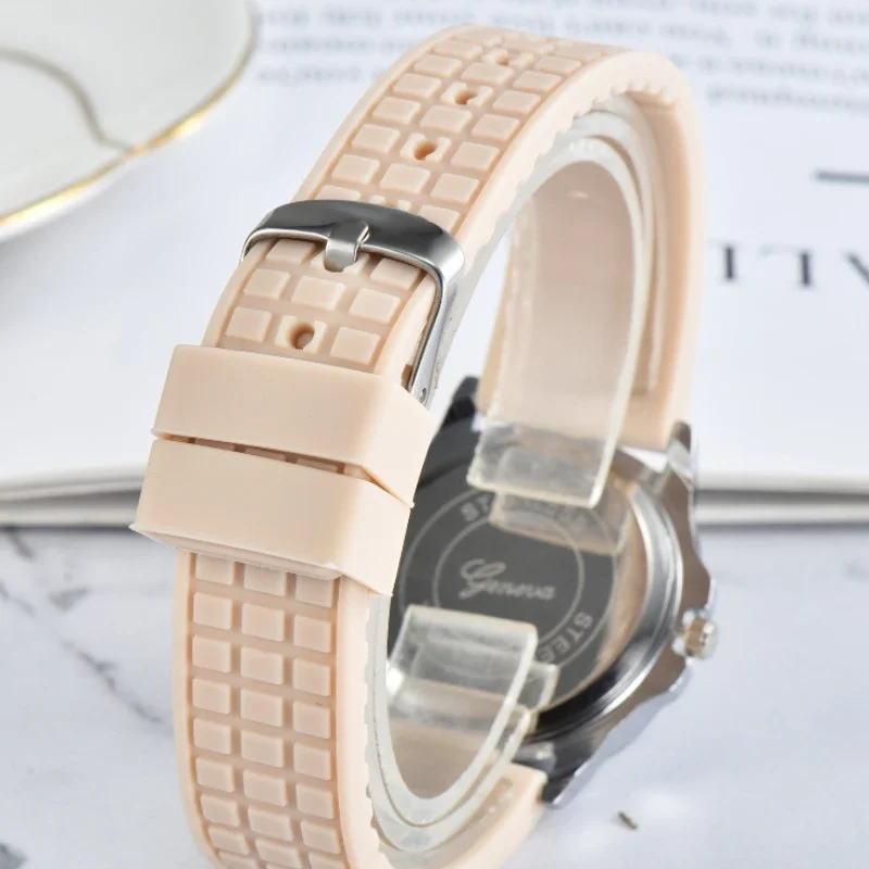 New Case Top Quality Women's Watch Business Square Zircon for Women Men Dial Leather Wrist Watch Reloj De Mujer