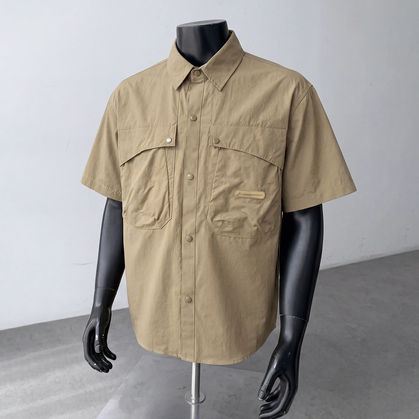 

Retro Male Functional Tactical Shirt Summer Casual Work Shirt Outdoor Hiking Camping Long Sleeve Button Down Safari Style Shirts