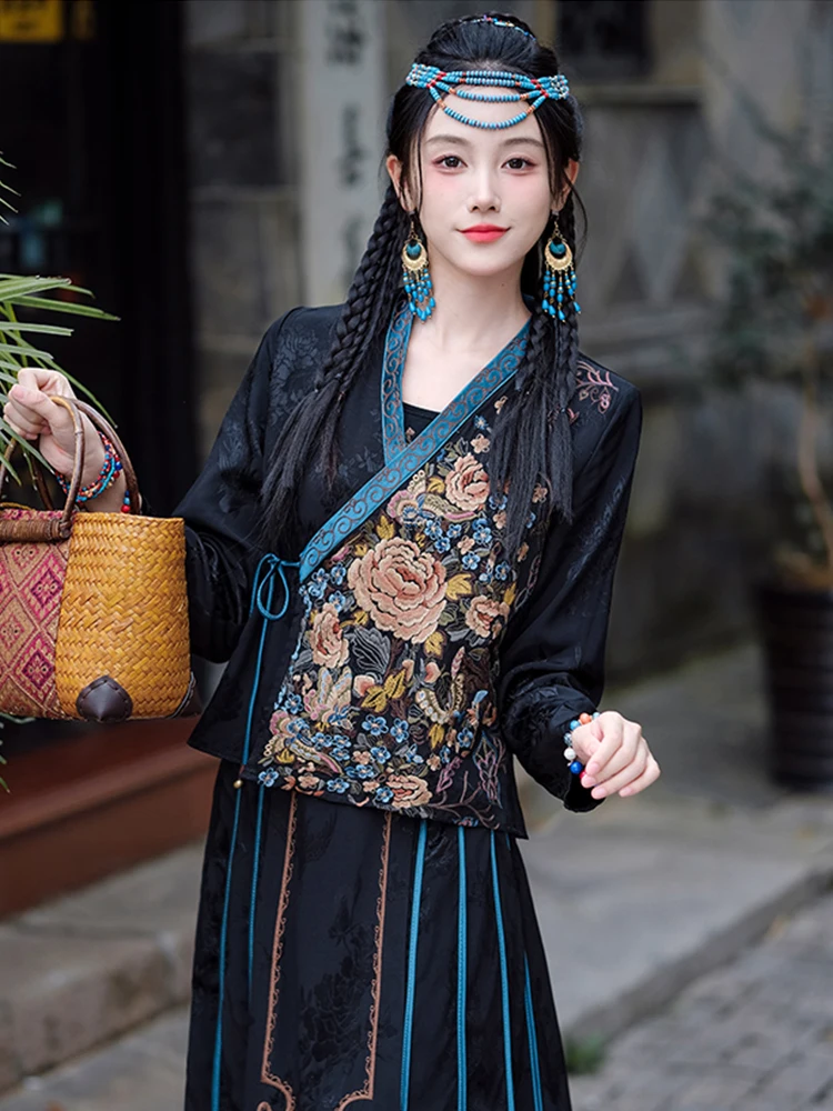 

Women's Embroidered Chinese Style Han Costume Suit New Ethnic