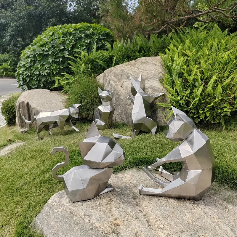 Piece - Abstract Animal Shape Display Stainless Steel Cut-out Sculpture of a Small cat for Outdoor Park Art