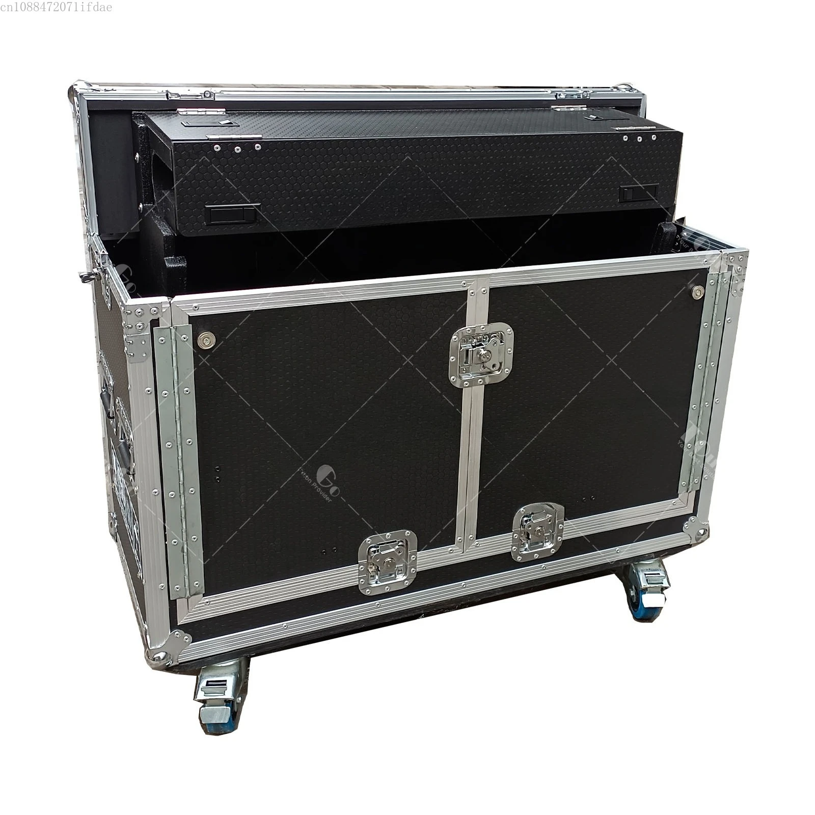 

Behringer wing mixer flip flight box