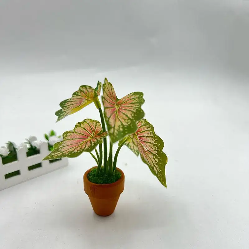 ✰✪1Pcs Miniature Scandinavian Style Decoration Dollhouse Green Plants Mini Taro Turtle Back Green Potted Plants Props Model