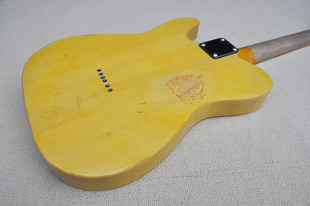 12 Strings Light Yellow Relic Electric Guitar with Maple Fretboard,Black Pickguard,Can be Customized