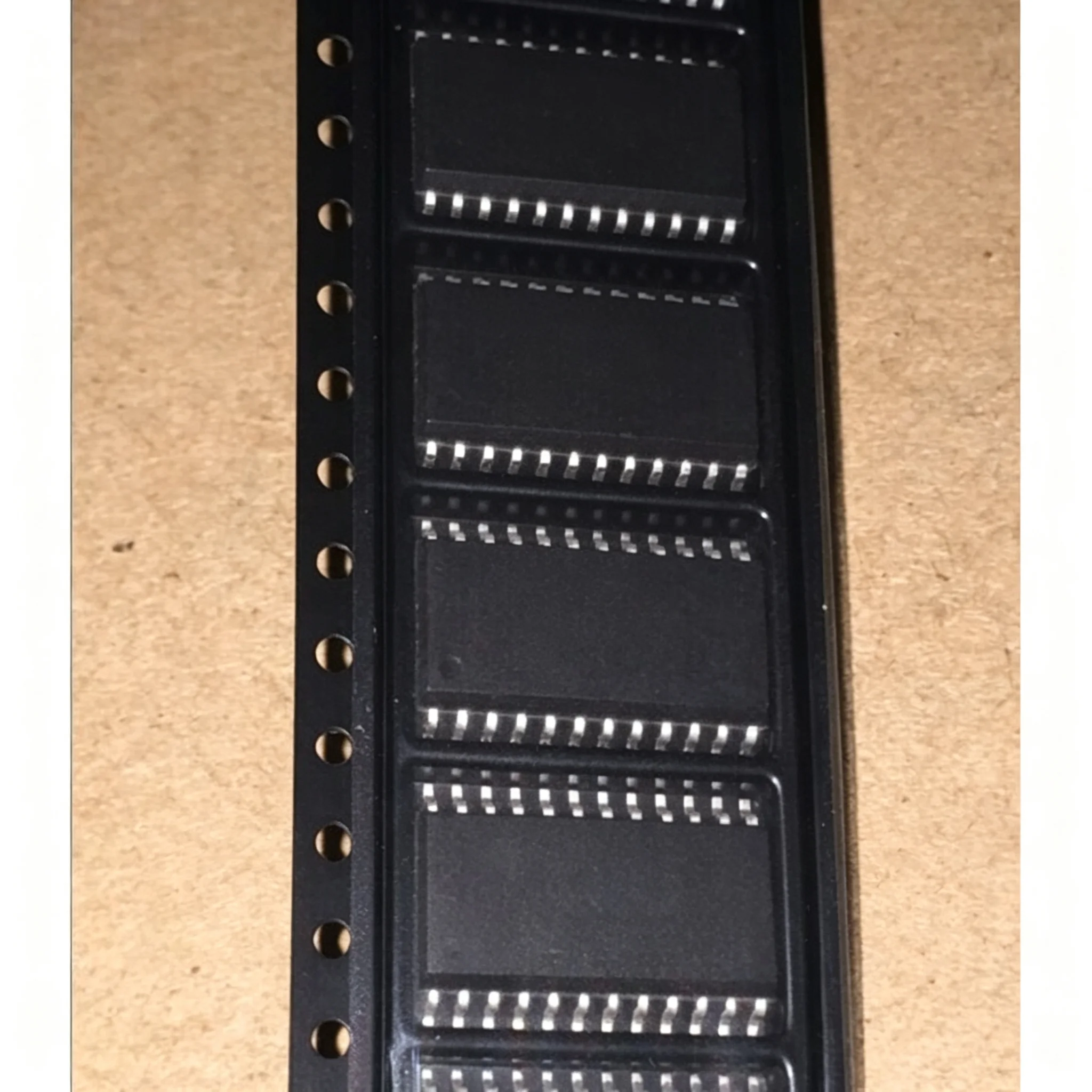 5piece CD4067 CD4067BM CD4067BM96 SOP-24
