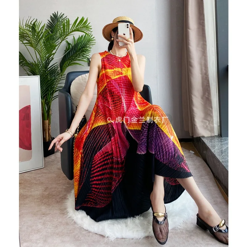 

Miyake Style Pleated Dress for Women 2025 New Holiday Style Printed Loose O-neck Sleeveless Elegant Large Sway Vest Skirt