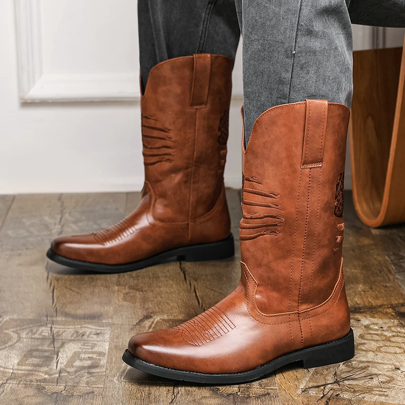 أحذية عالية الجودة للرجال PU مطرزة بكعب منخفض أحذية رعاة البقر الغربية العصرية