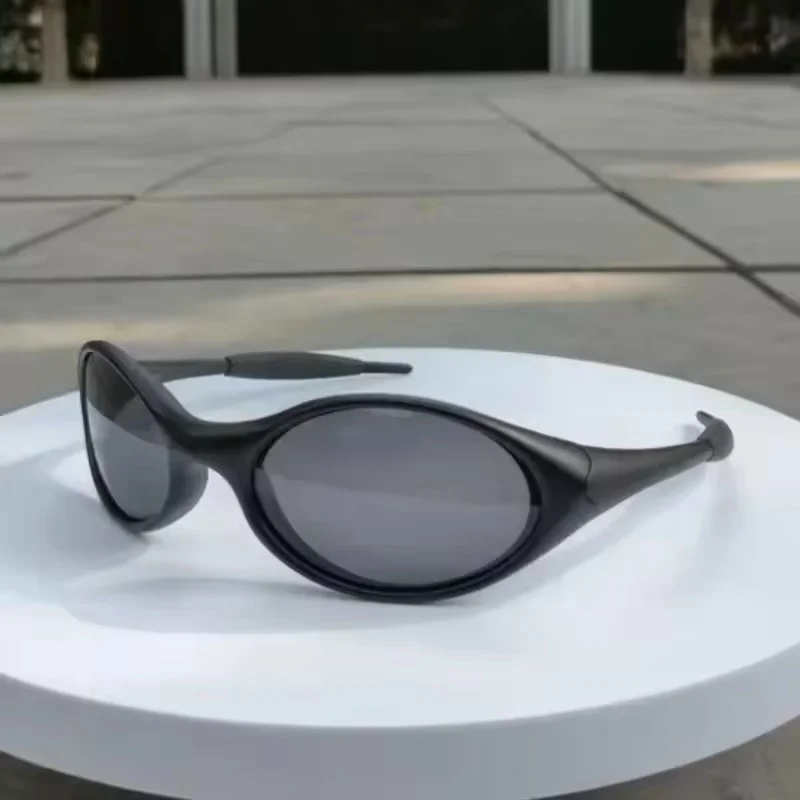 

New UV400 Polarized Sunglasses Unisex Retro Oval Anti Glare Goggles Outdoor Sports for Cycling Fishing Hiking Trekking Running