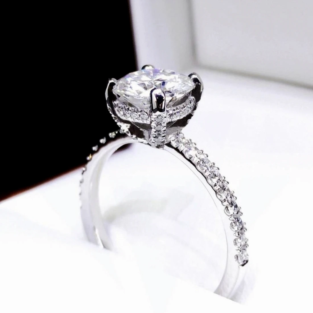 Luxury 2Ct Cushion cut white Sapphire gemstone Wedding Engagement Rings For Women Original 100% 925 Sterling Silver Ring Jewelry