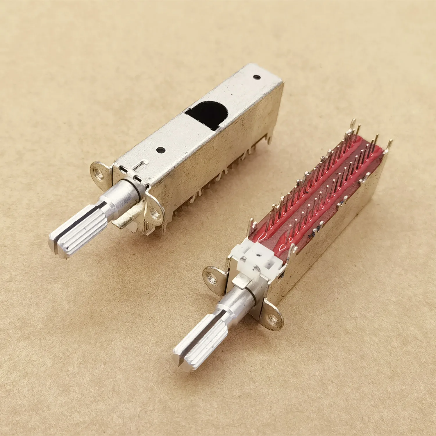Original New 100% Band Switch 32Pin Rotate 5-Times 6Gear Shaft Handle Length 20MM Double Row 2*16 Shift Switch