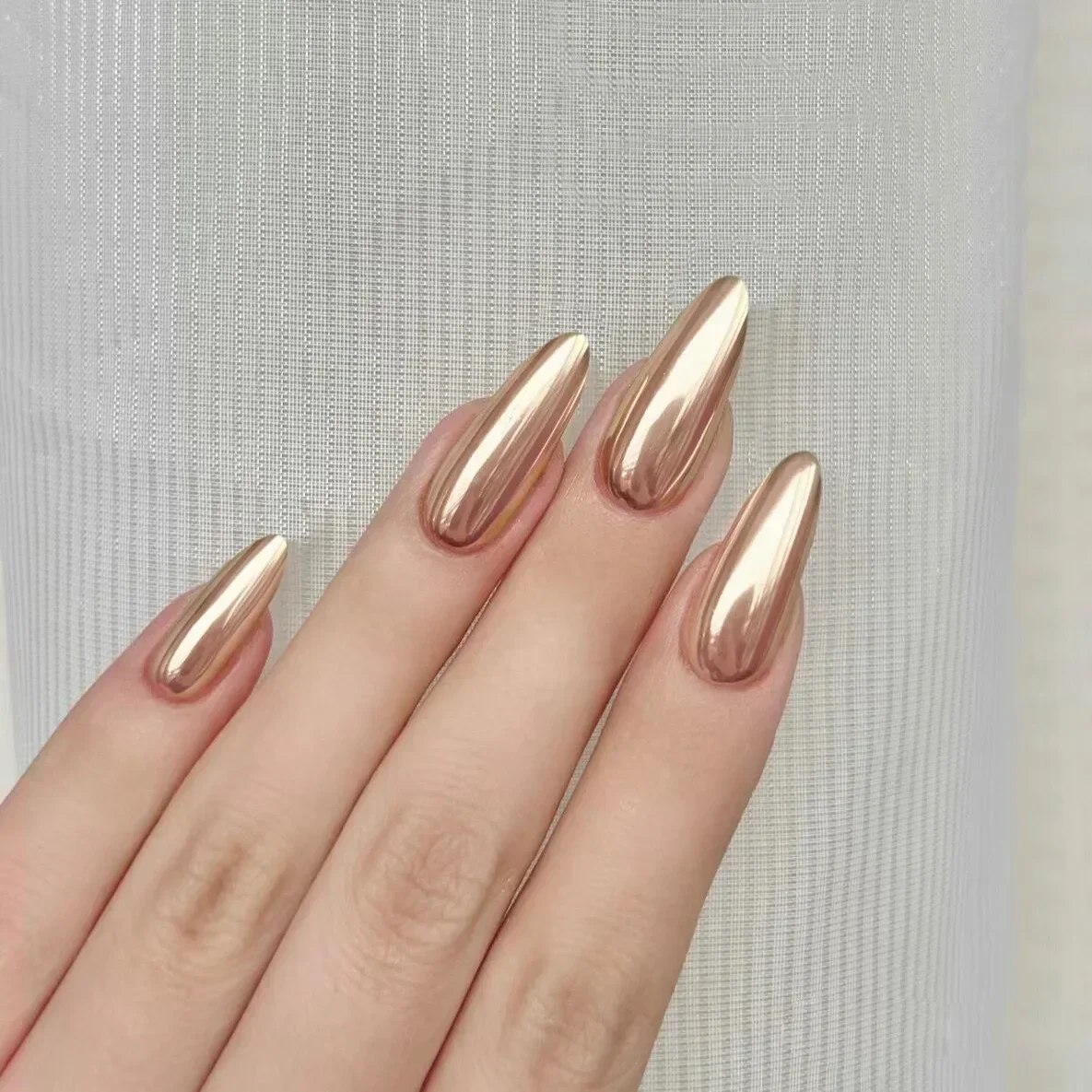 24pcs Medium almond fake nails metallic mirror red black purple blue golden tips faux ongles y2k press on acylic false nail Tips