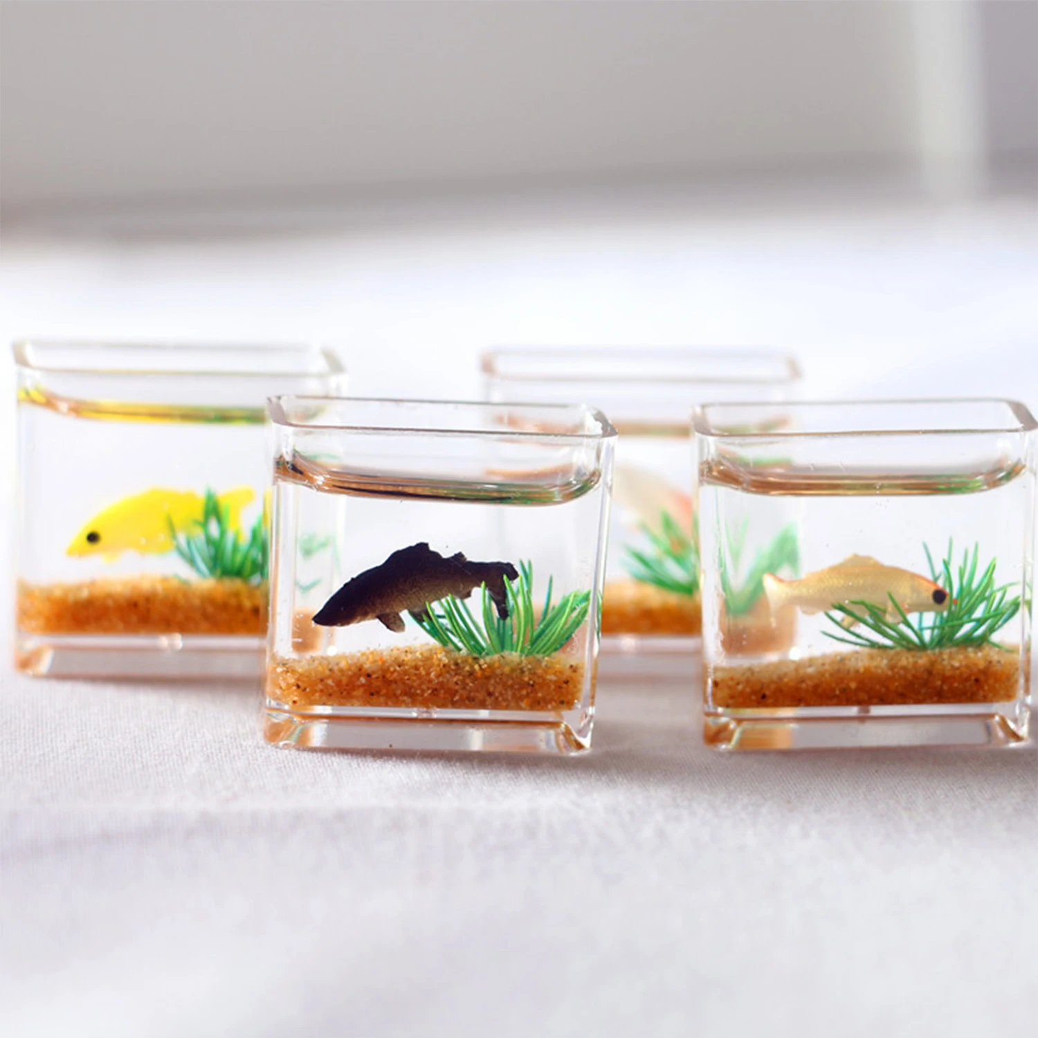 Dollhouse Miniature ถังปลาแก้ว - Aquarium Fish Cave บทวิจารณ์และราคา