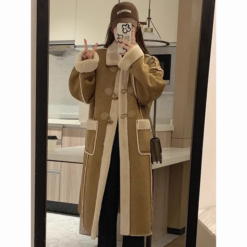 2025 New Winter Warm Thickened Woman Horn Button Coat Temperament Deer Skin Fur Lamb Wool Coat Over Knee Length Coat