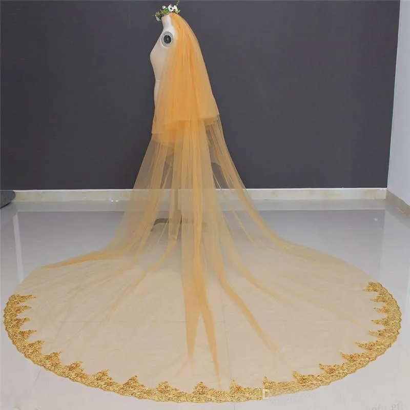 Gold Wedding Veil Cathedral Veils Lace Pattern Appliques One-Layer With Comb 300cm Length 300cm Width Big Size Bridal Veil