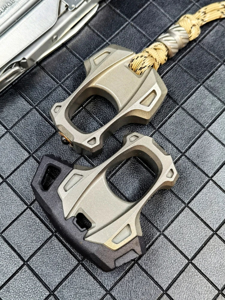 Matrix EDC Pioneer Titanium Alloy Portable Brass Knuckle Handle Multi-Function Decompression Toy