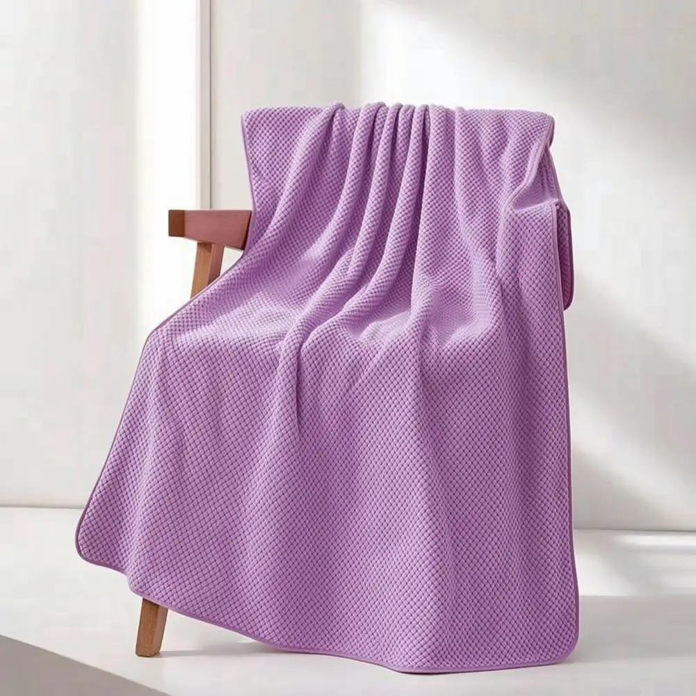 Soft Absorbent Large Bath Towel Lightweight With Multiple Colors, Bathroom Accessory Oversize Lint Free Fleece Body Towel