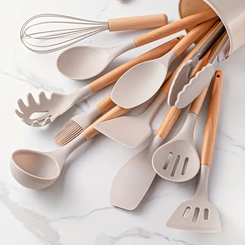 12-teiliges Set aus mehrfarbigem Silikon-Küchengeschirr mit Holzgriff, antihaftbeschichteter Topf, Spatel und Löffel, Kochutensilien, hitzebeständig