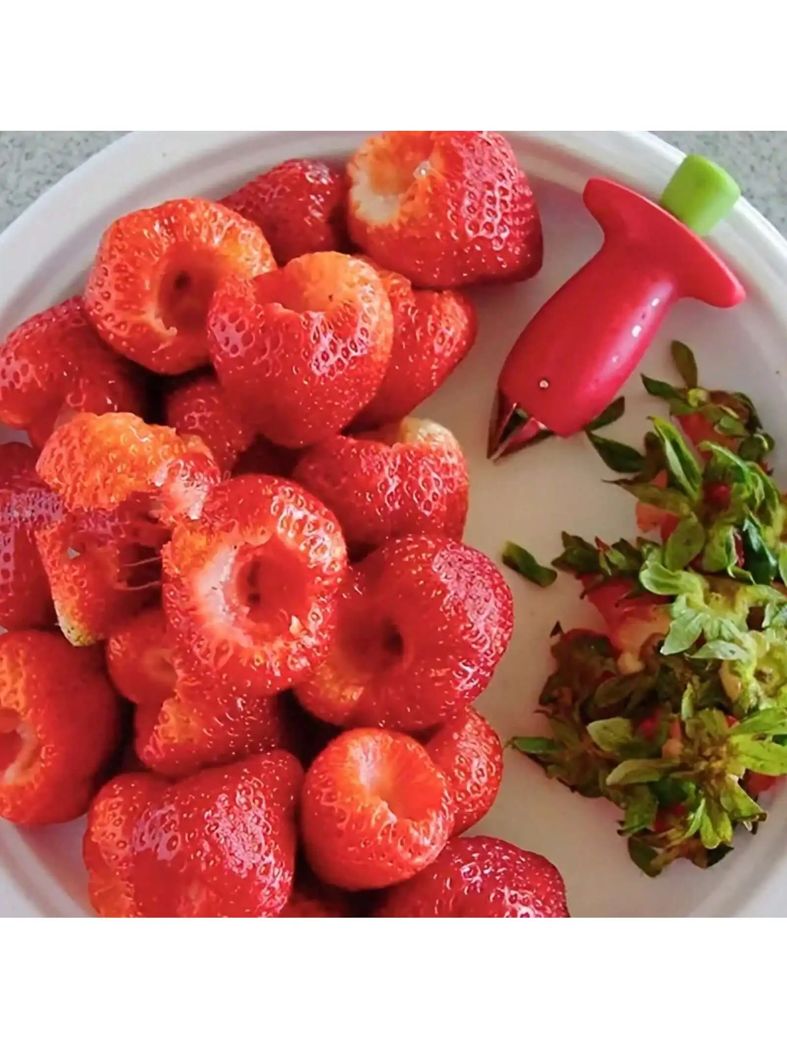 Easy-to-Use Stainless Steel Strawberry Corer for Effortless Stem Removal in the Kitchen, Strawberry Stem Remover, Stainless Stee