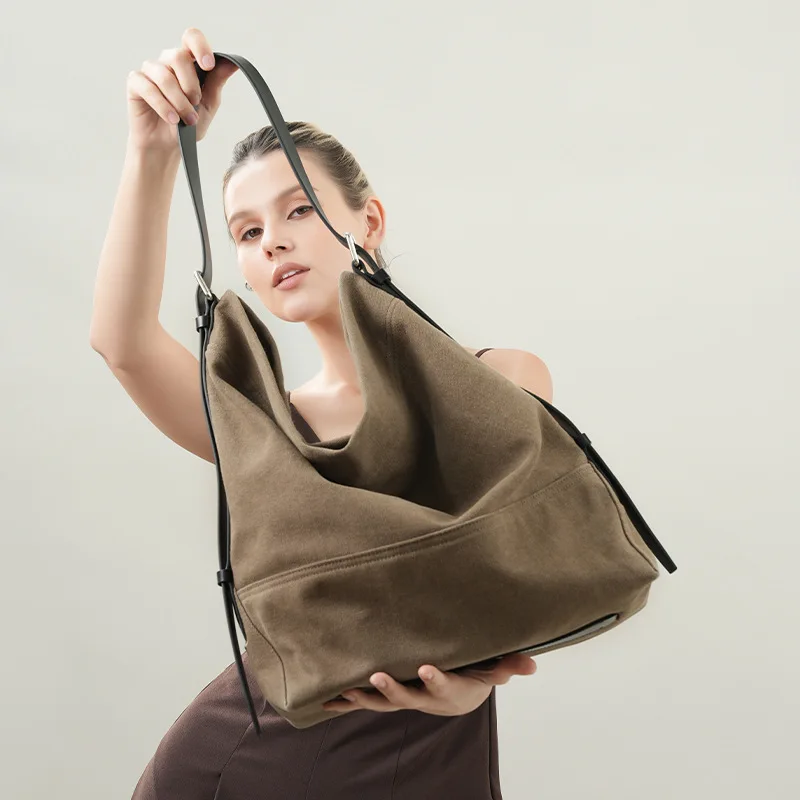 

2026 New Literary Niche Underarm Tote Bag First Layer Cowhide Canvas Patchwork Large Capacity Bag for Work shoulder bag KZ008