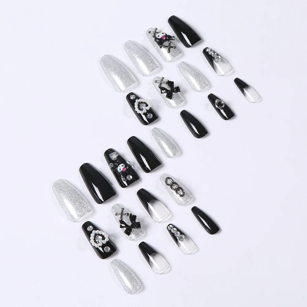 24 pçs/caixa sanrio kawaii kuromi imprensa em unhas y2k artesanal metal punk encantos manicure remendo unhas falsas destacáveis unhas acabadas