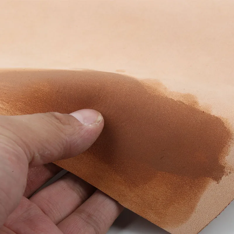 جلد خام أصلي، جلد البقر من الطبقة الأولى، جلد البقر الناعم، سمك 1.5 مم، جلد ناعم ماص للماء وجيد التهوية