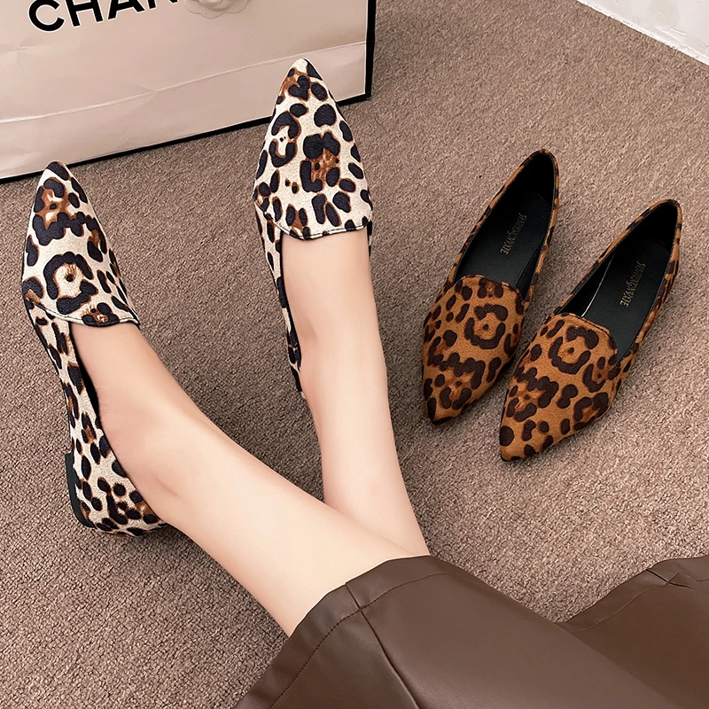 W nowym stylu modne damskie mokasyny mieszkania Leopard szpiczasty nosek na co dzieล popularne buty damskie nowe wygodne chodzenie Zapatos Mujer