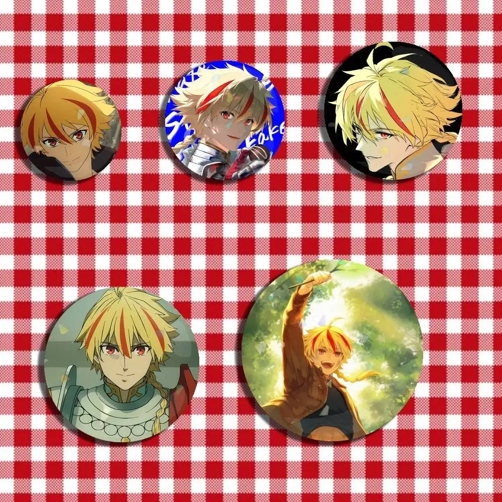 

Richard I Saber Fate strange Fake Badge Stage Brooches on Backpack Handmade Round Enamel Pins for Jewelry Gift Bag Accessory