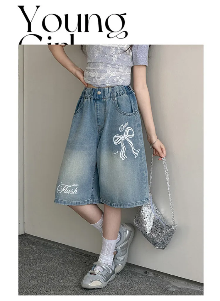 2026 Sommer Kinderkleidung: Jeans-Shorts für Teenager-Mädchen mit Schleifenmuster, elastischem Bund, weitem Bein und mittellanger Länge – Lässige, süße Shorts für Kinder – Detail 7