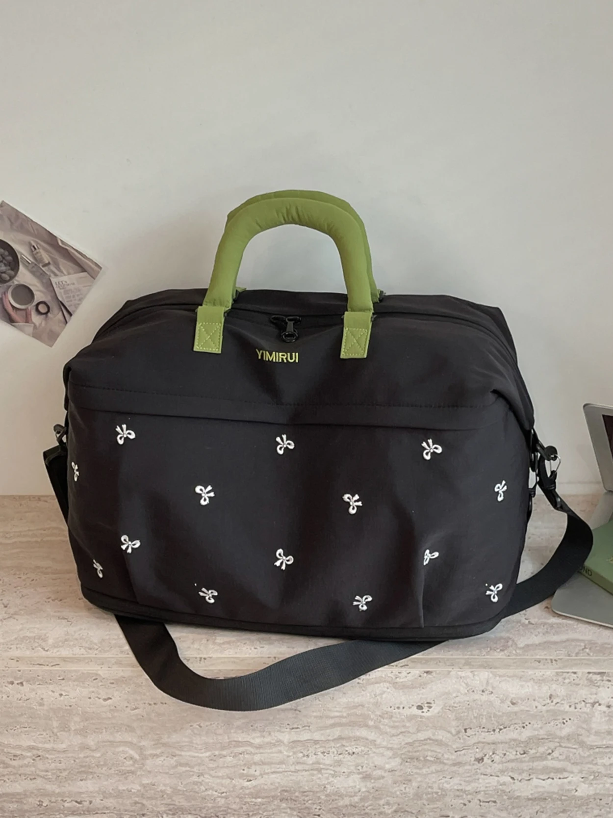 large-capacity-separate-wet-and-dry-travel-bag-women's-handheld-suitcase-lightweight-knot-storage-bag-for-short-bus
