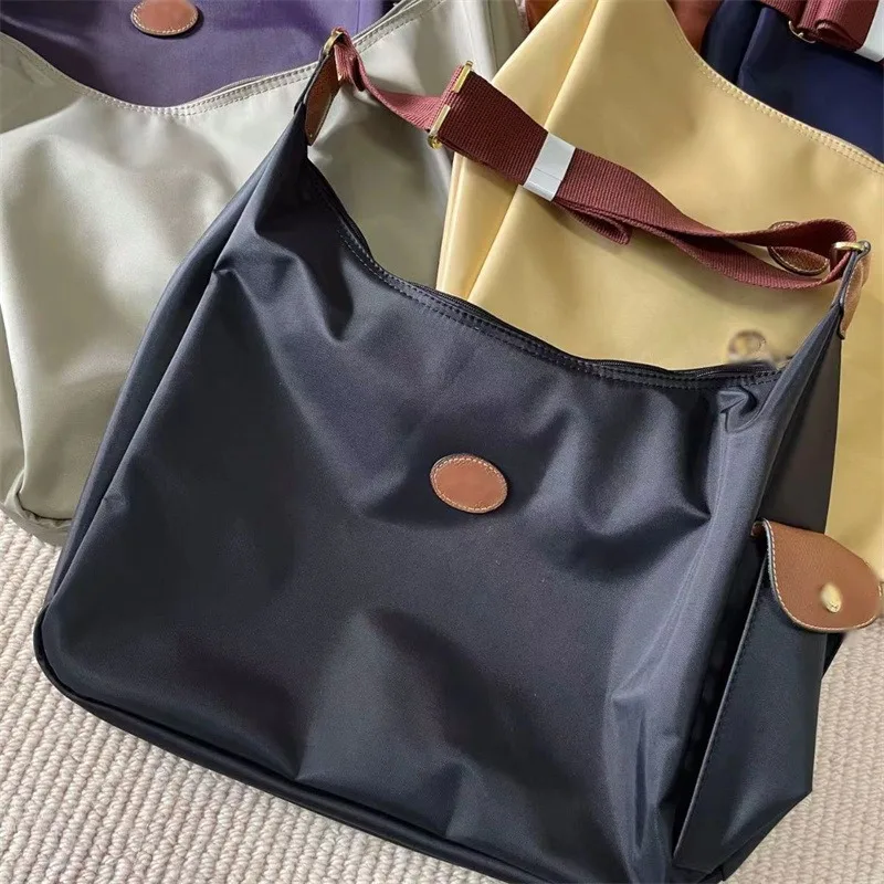 Star-studded identical mailbag for men and women - large capacity computer bag - single shoulder crossbody bag