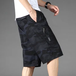 Calça de joelho estilo safari masculina, estampada em camuflagem, cintura média, cordão elástico, calção casual básico, bolsos elegantes, trajeto, verão