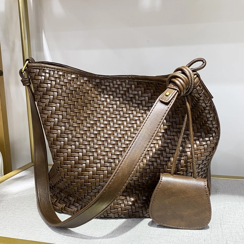 

Сумки-ведра ручной работы для женщин. Роскошные дизайнерские сумки. Кошельки. 2025 года. Новинка из искусственной кожи с зажимом для очков. Верхняя ручка. Подмышки на плечо.