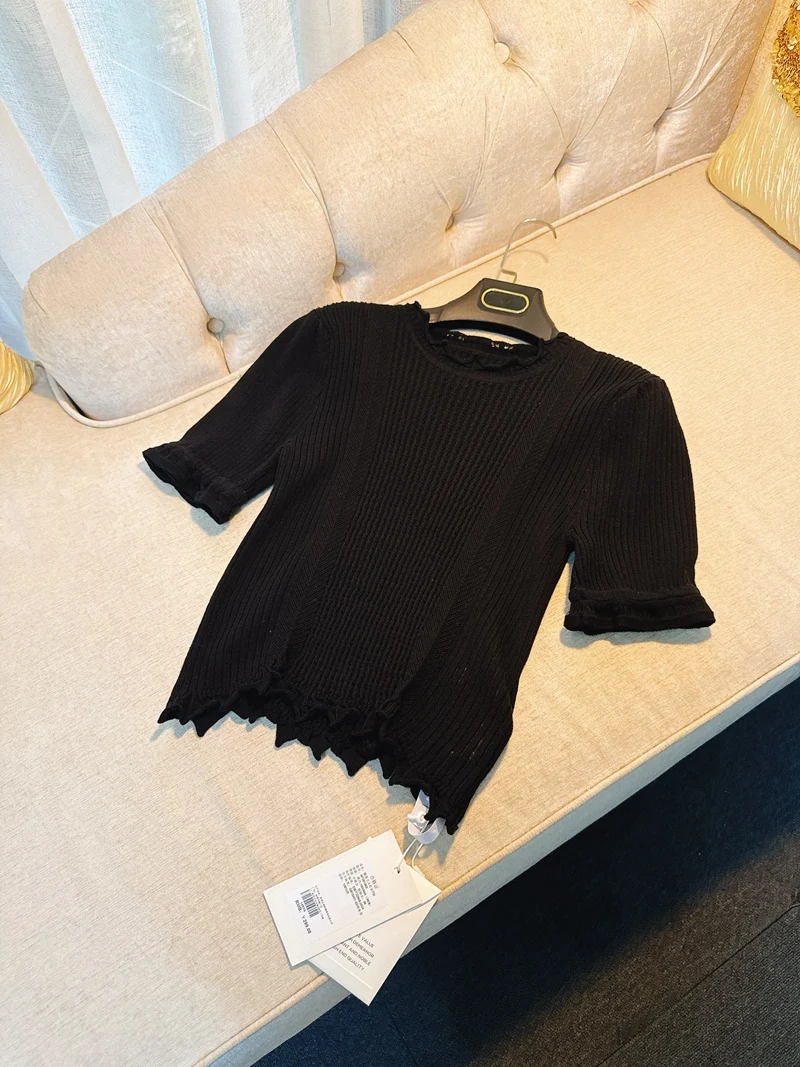 

Summer 2025 New Bla Pure Cotton round Ne Knittedwear Hollow out Slimming Five-Quarter Sve Ladies' Commute Sle Top