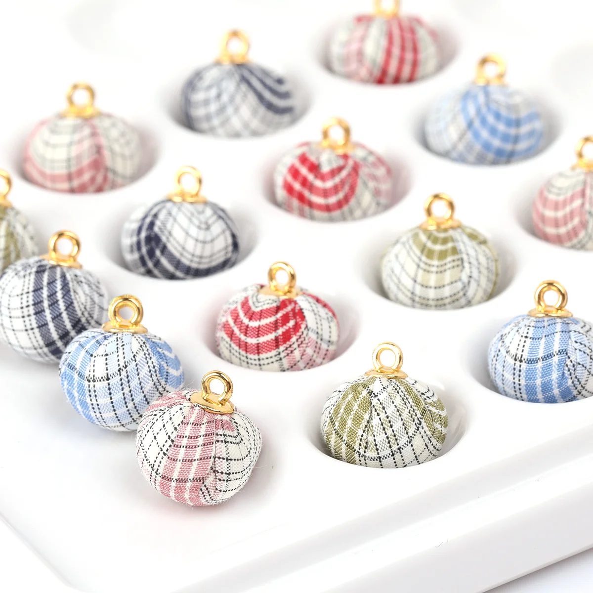 15pcs/30pcs Random Color 1.4cm Polyester Plaid Ball Charms for DIY Earrings Bracelets Handmade Jewelry Supplies