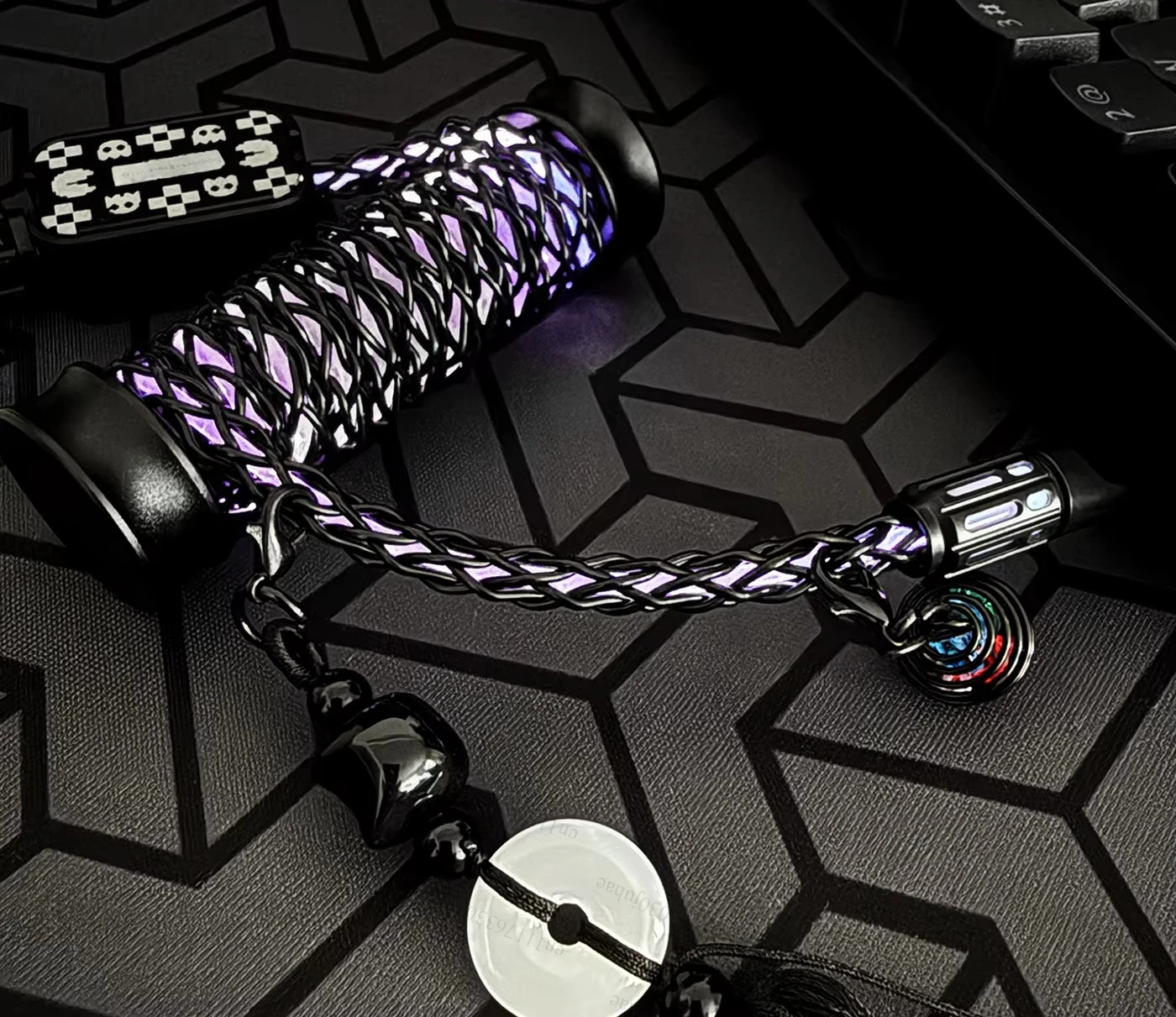 8K Aviation Cable Single Crystal Copper Helix Usb-typec Mechanical Keyboard Cable Magnetron Color Changing RGB 13 Luminous Modes