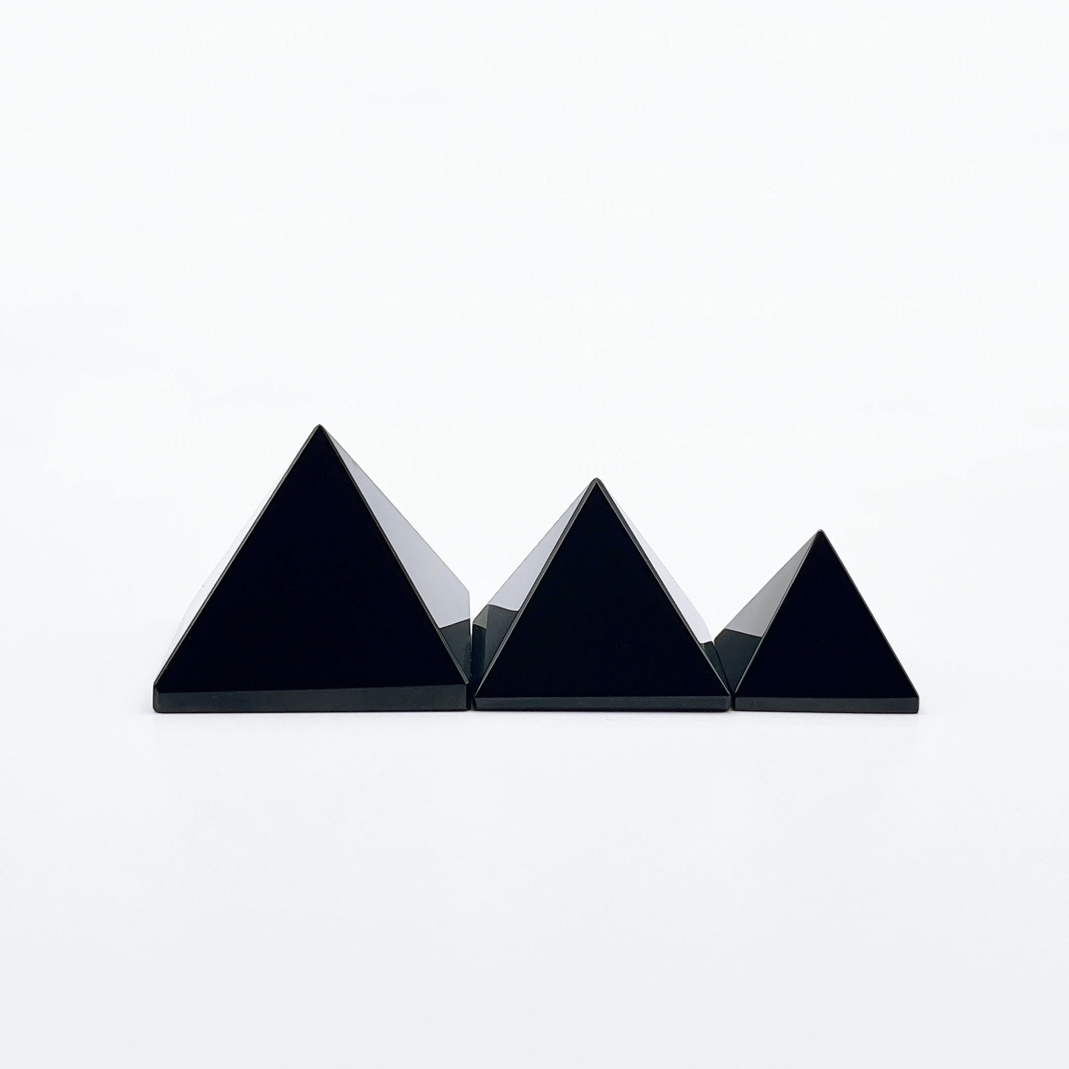 3-7cm Natural Black Obsidian Pyramid Crystal Stone Ornament Decorative Tabletop Home Decor Living Room Mineral Triangle