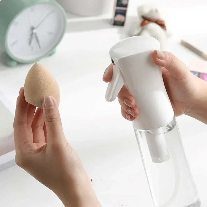 200/300/500ml Oil Spray Bottle BBQ Cooking Olive Oil Sprayer Plastic Baking Oil Spray Empty Bottle Vinegar Bottle Or Oil brush
