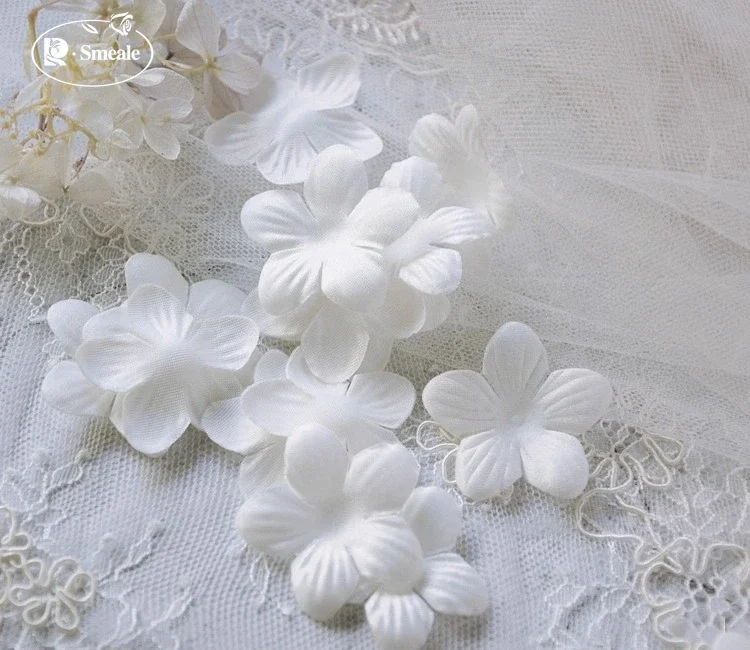 100 قطعة/الحزمة.3.8 سنتيمتر ثلاثية الأبعاد زهرة الساتان المواد خوذة الزفاف التصميم زهرة قطعة اليدوية DIY بها بنفسك فستان الزفاف البتلة اكسسوارات