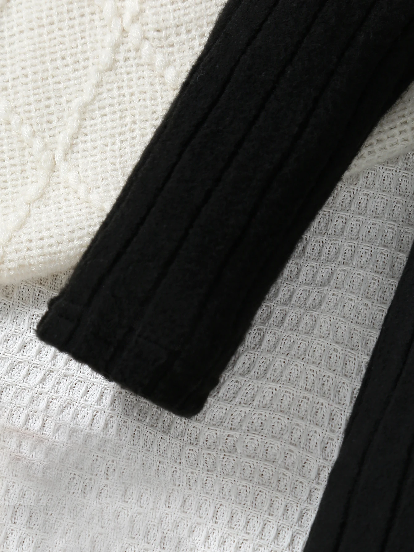 Autumn And Winter Color Blocked Knitted Dress For Girls, Slim Fit Temperament Mid Length Skirt With Hat Included