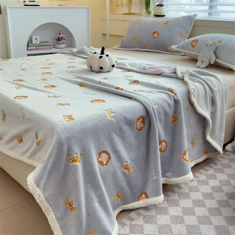 Coperta da tiro con leone e corona di cartone animato, regalo per ragazze e ragazzi, regalo per bambini, comode coperte leggere in flanella per