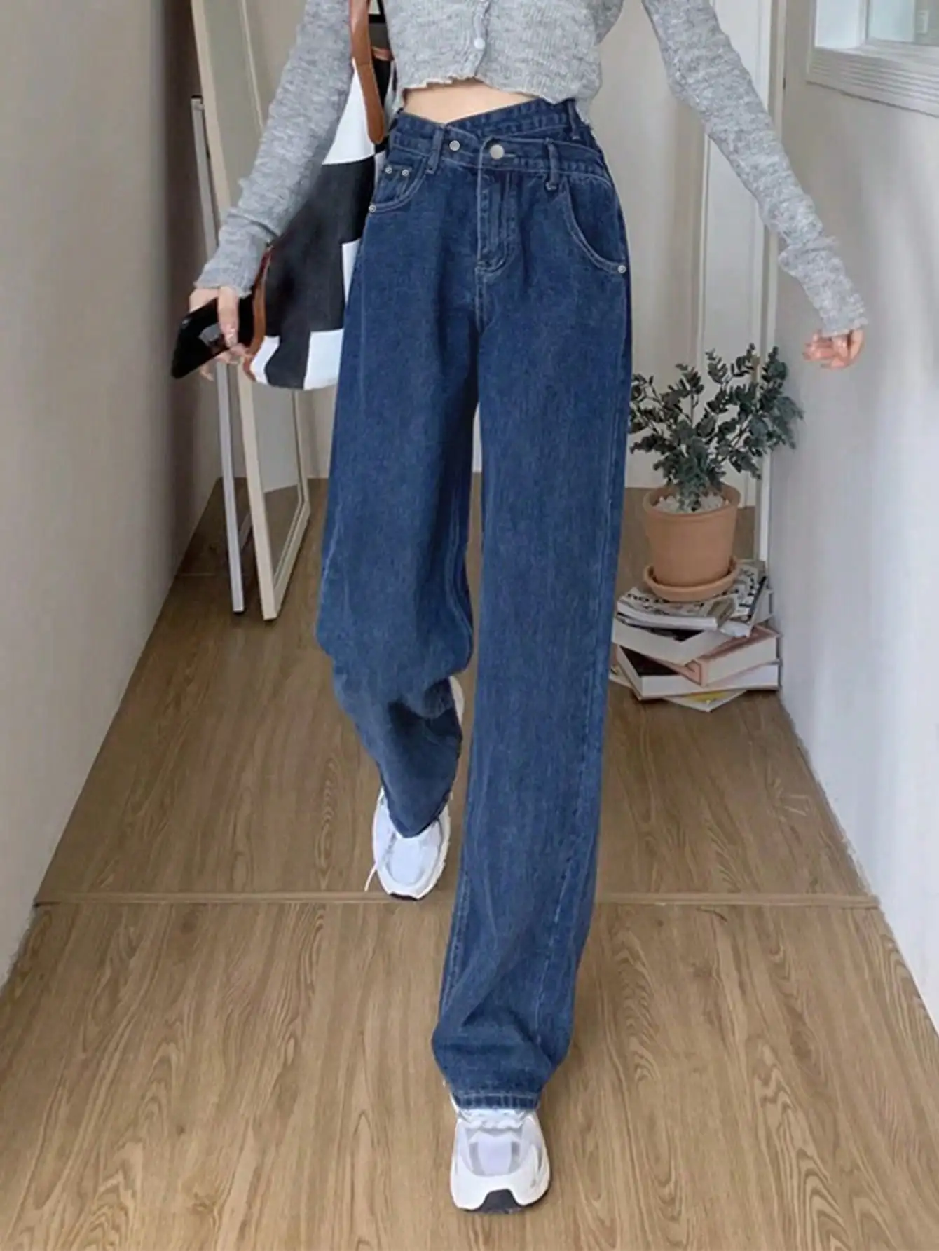 Korean Chic Autum Asymmetrical High-Waisted Jeans 2024 New Women's Drape Narrow Wide-Leg Straight Pants