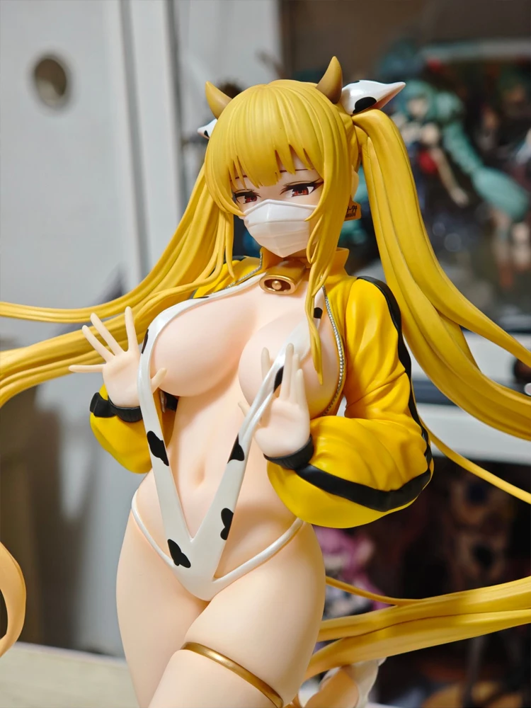 

В наличии Оригинальная молочная корова Ensoutoys Lily Lily Ver. 24 см ПВХ 1/7 фигурки коровы, модели одежды, игрушки, коллекционные подарки