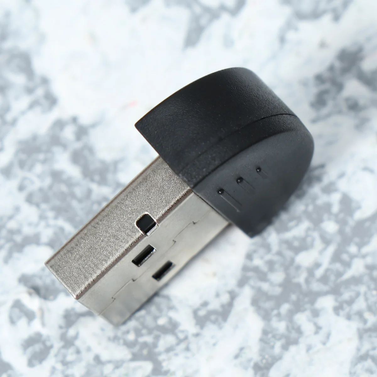 

Adapter Mini Wireless Audio Transmitter Receiver Usb 2.0 Small Size For Pc Mp3 Headphones Speakers Streaming Device