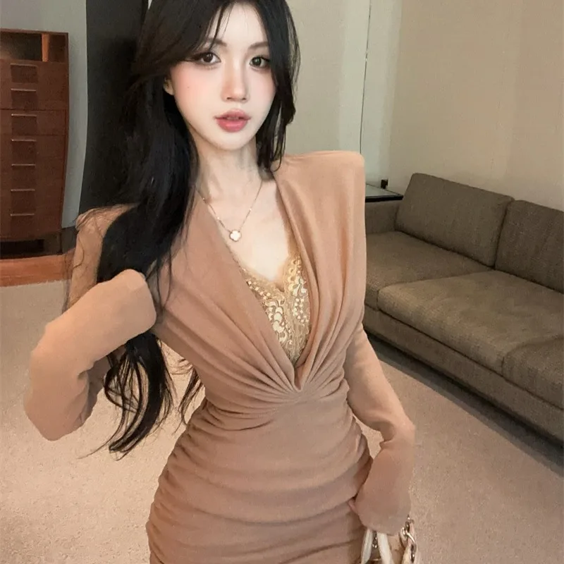 

Осенне-зимнее сексуальное облегающее платье с кружевными вставками, V-образным вырезом, завышенной талией и длинным рукавом, А-силуэт, для женщин