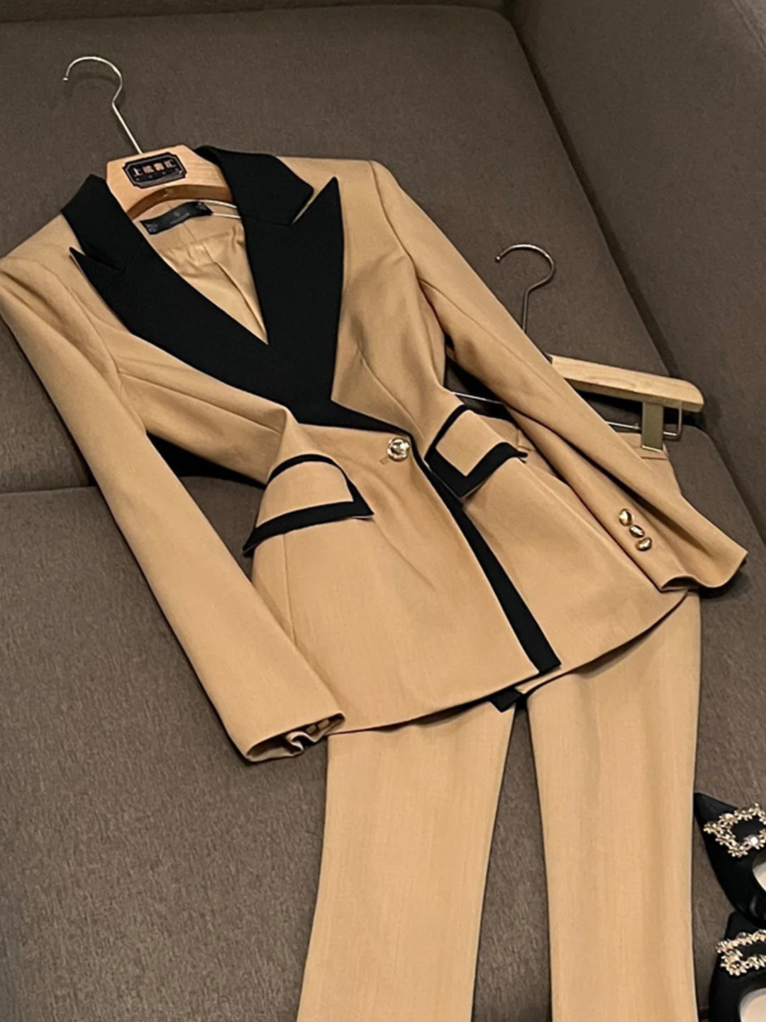 طقم بدلة نسائية من Ele ملابس عمل Sle للخريف والشتاء طويلة مصممة خصيصًا للتنقل Faion مظهر Godd الاحترافي