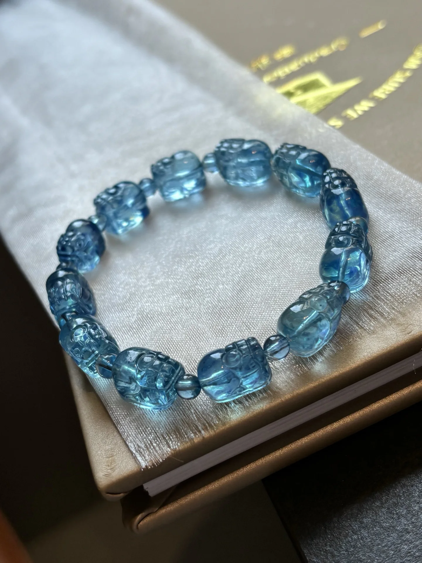 Natural Blue Aquamarine Bracelet Clear Beads 11.8x8.2mm Pi Xiu Women Fashion Brazil Deep Blue Aquamarine Jewelry AAAAA