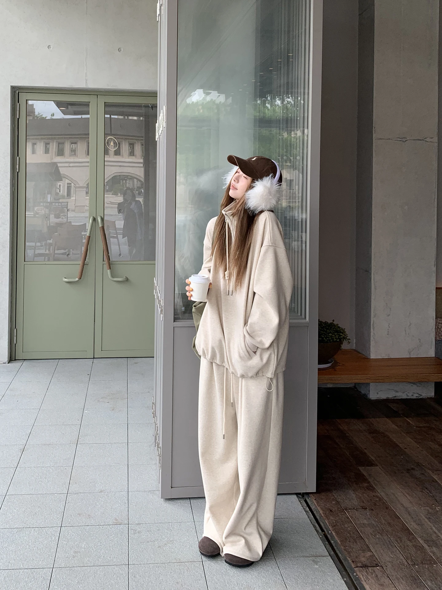 

Faionable Thiened Fce Женская толстовка с капюшоном Sli из смеси полиэстера Long Sve Straight Cut Winter Jaet