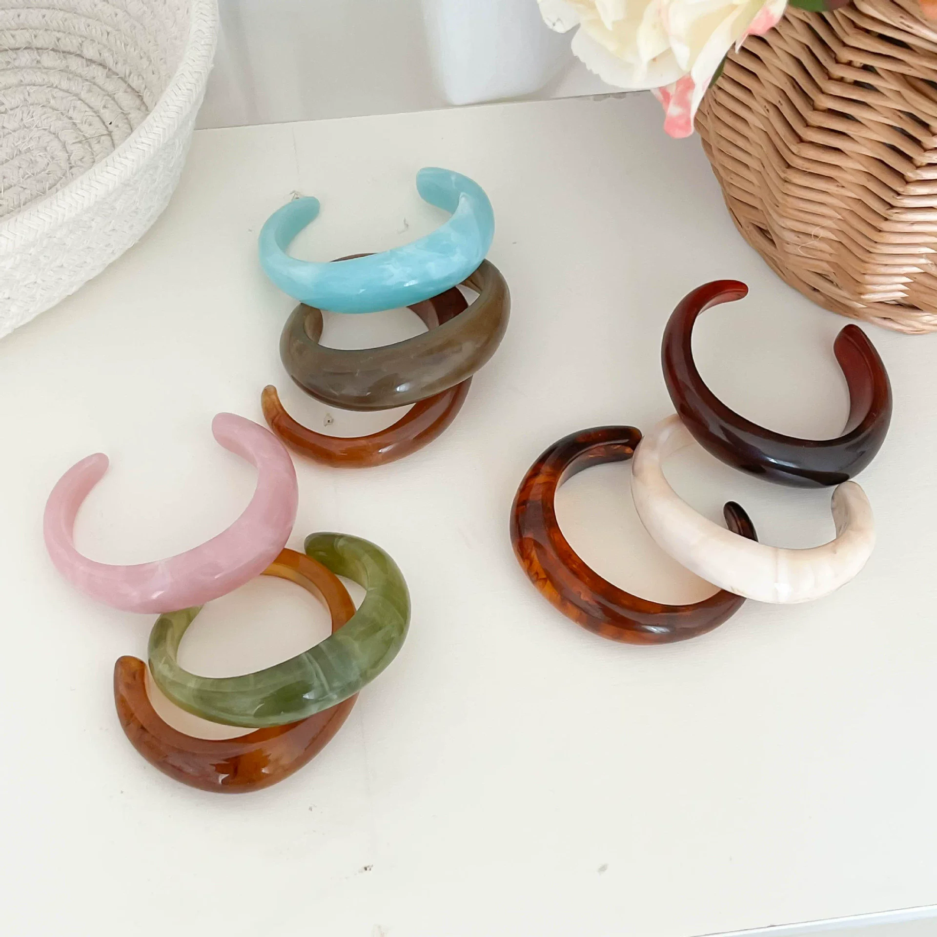 Trendy Open Acrylic… - image