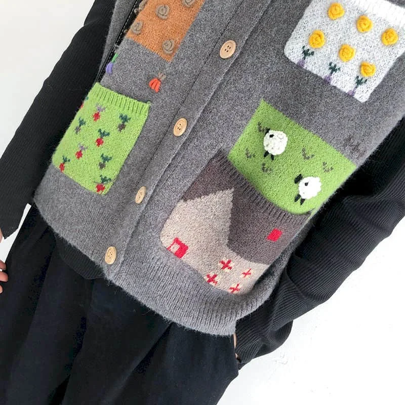 Vintage Sweater Vests Women Embroidery Design O-neck Korean Style Clothes Knitted Sleeveless Cardigans Casual Oversized Sweater